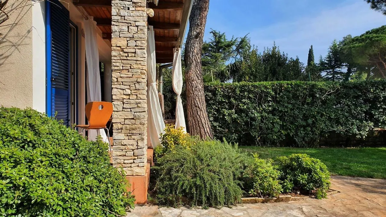 Mediterranean Beach House Umag 0*,